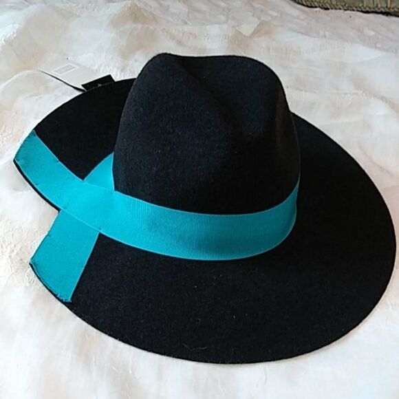 Emporio armani classic hat  - Picture 1 of 8